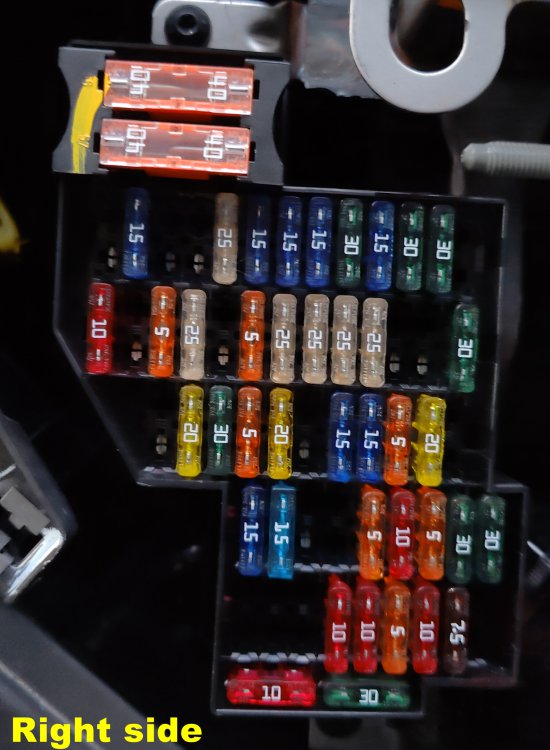 Need A Pic Of 2nd Gen Fuse Boxes Please - 92a (cayenne, Cayenne Diesel 